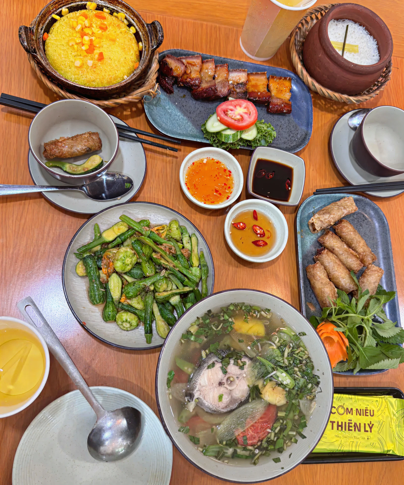 호치민 로컬들이 숨겨둔 가정식 맛집｜베트남 전통 솥밥의 정석, 티엔리 솥밥(Cơm Niêu Thiên Lý) 이미지 9